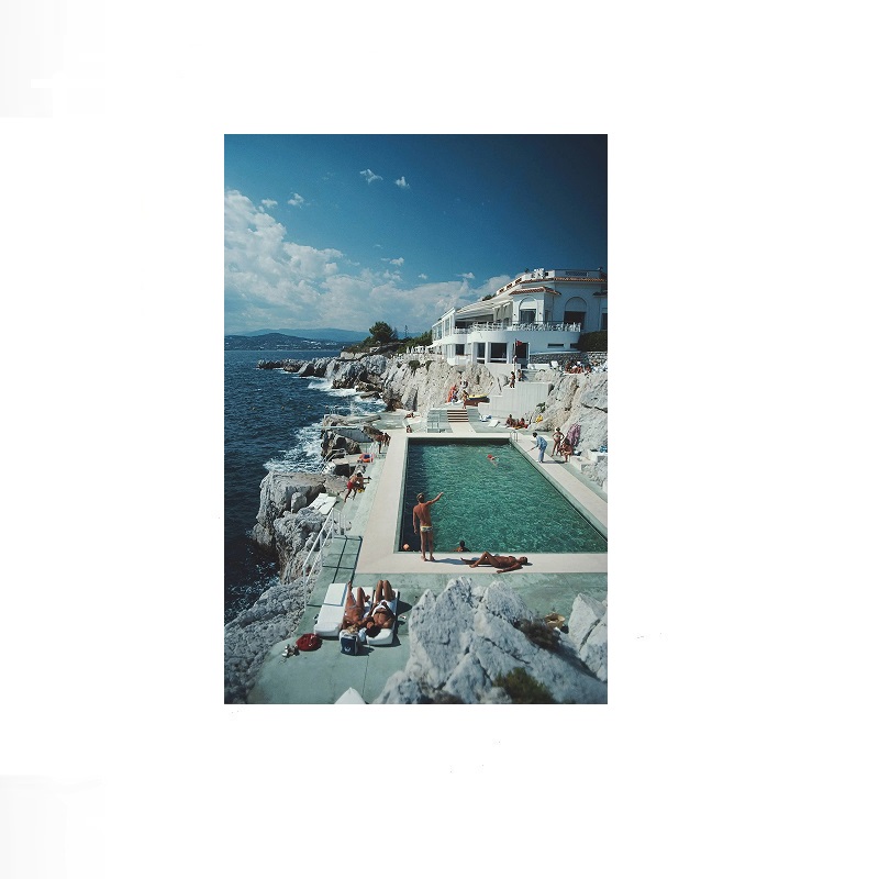 Retro Poolside Host Luxe leven - Luxury Lifestyle Pictures recensie en prijs