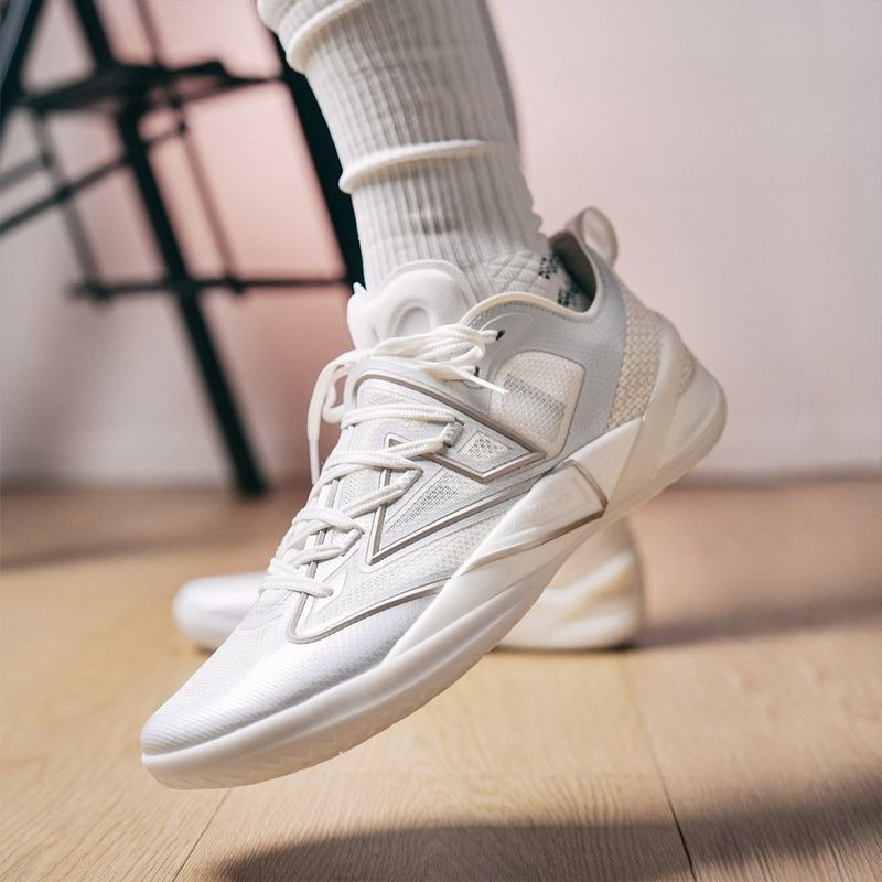 Nieuwe luxe basketbalschoenen  - Luxury Lifestyle Goods recensie en prijs
